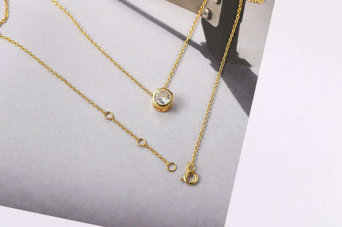 Simple gold-plated single zircon clavicle necklace