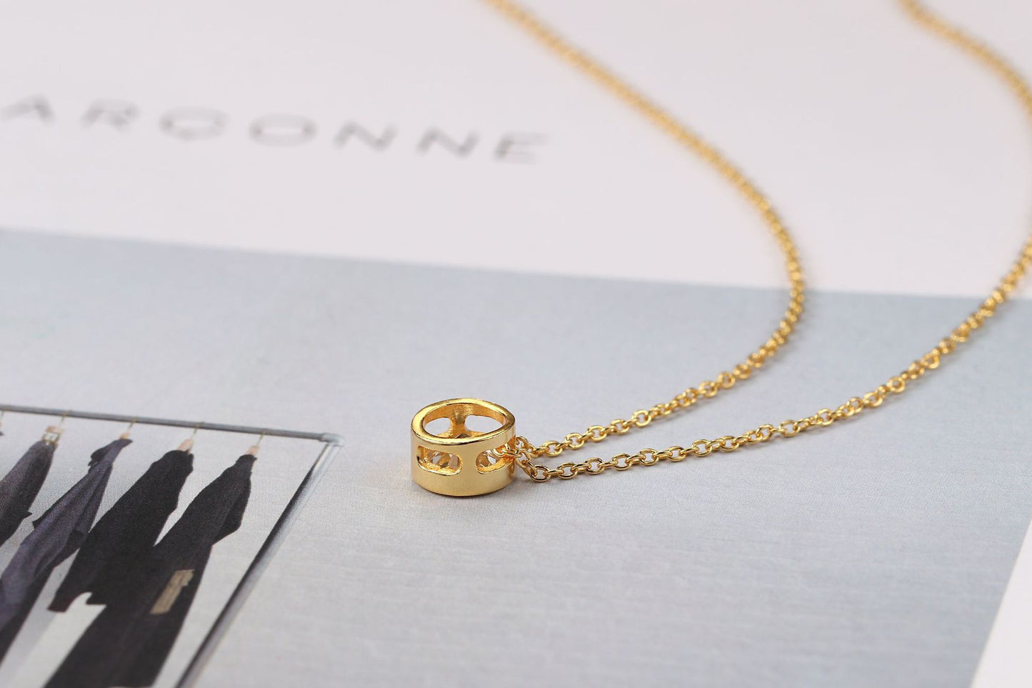 Simple gold-plated single zircon clavicle necklace