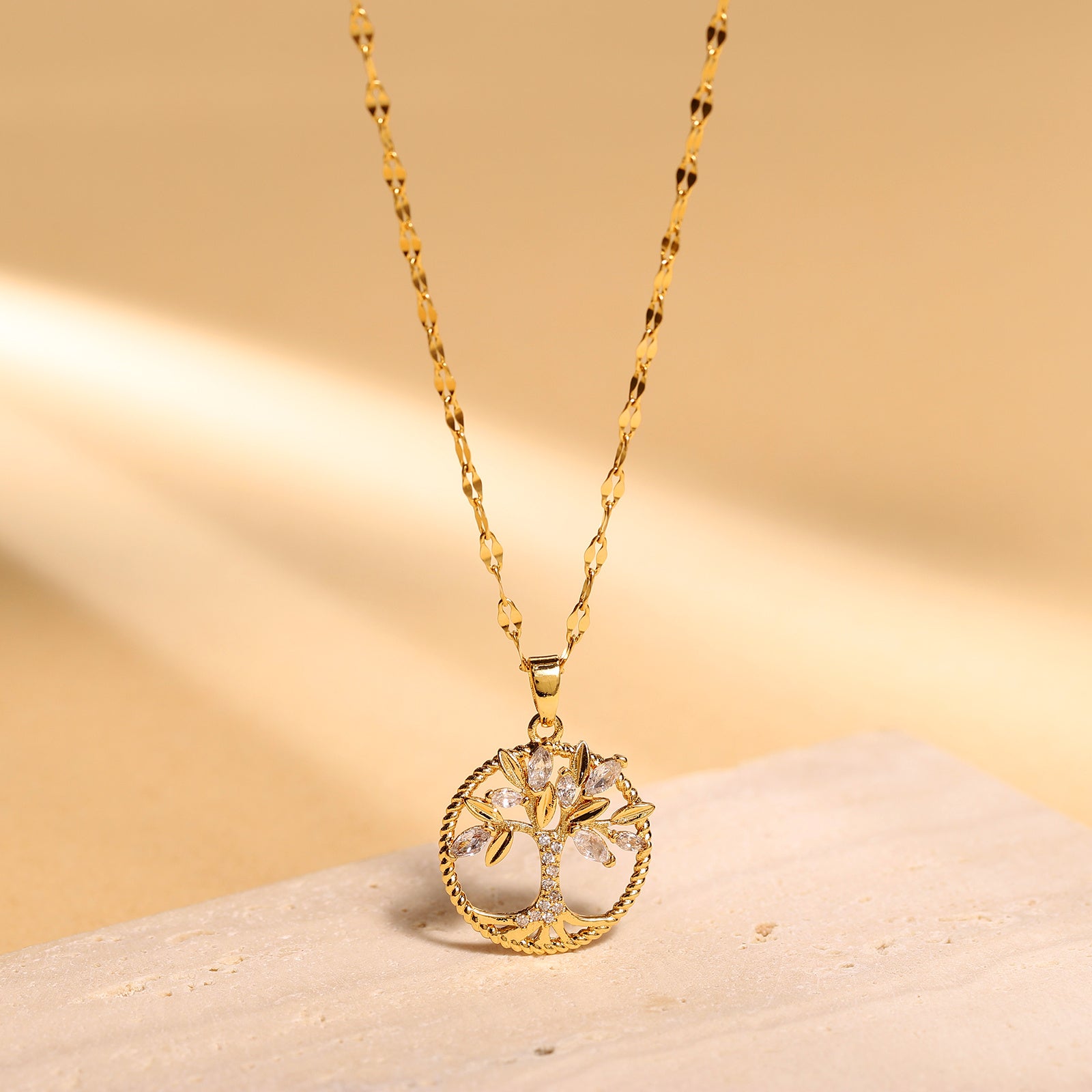 Popular Circular Hollow Life Tree Pendant Necklace, European And American Style Women&